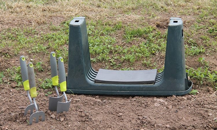 The 7 Best Garden Kneelers With Handles For Weak Knees